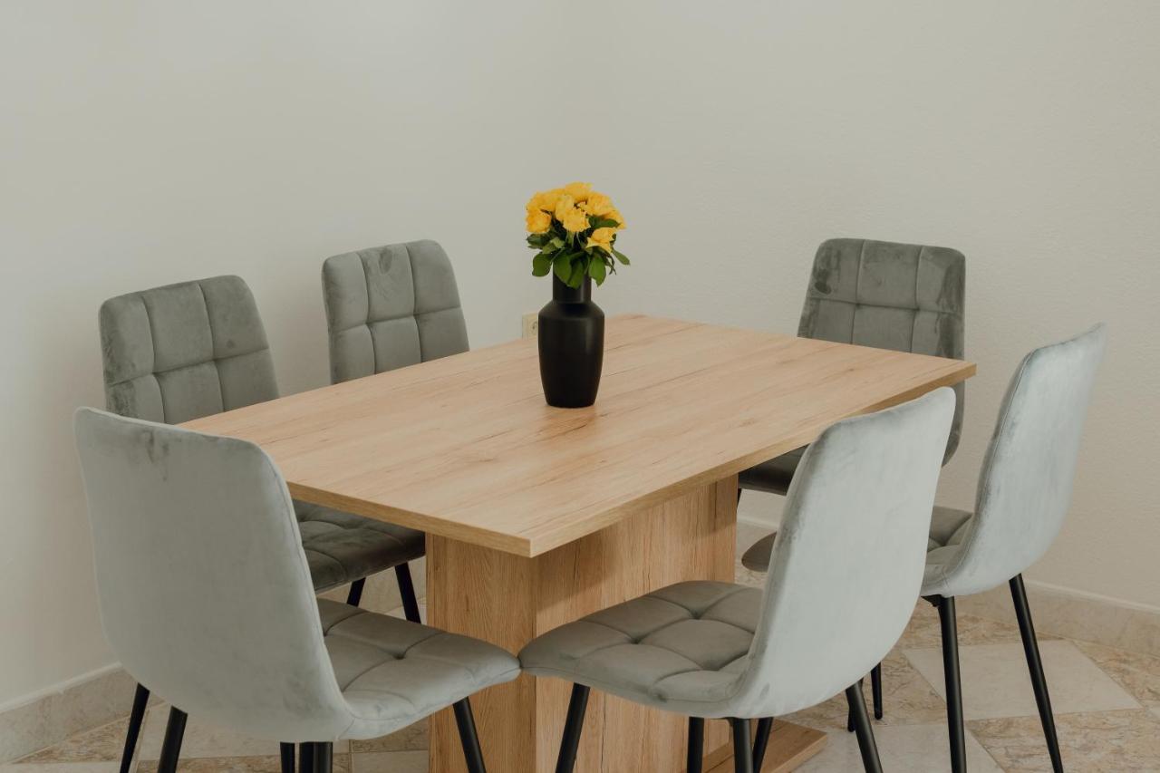 Apartman Emily Brezno Dış mekan fotoğraf
